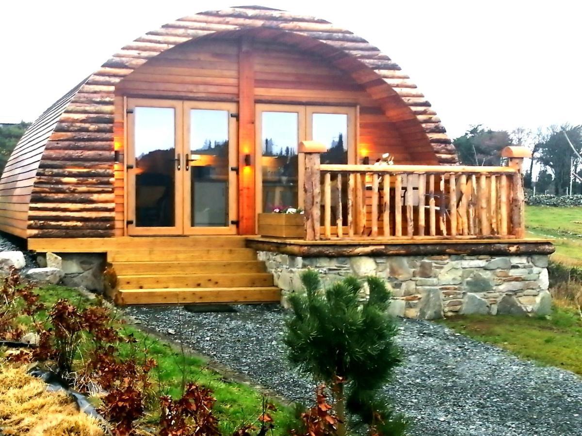 Tollymore Luxury Log Cabins 纽里 外观 照片
